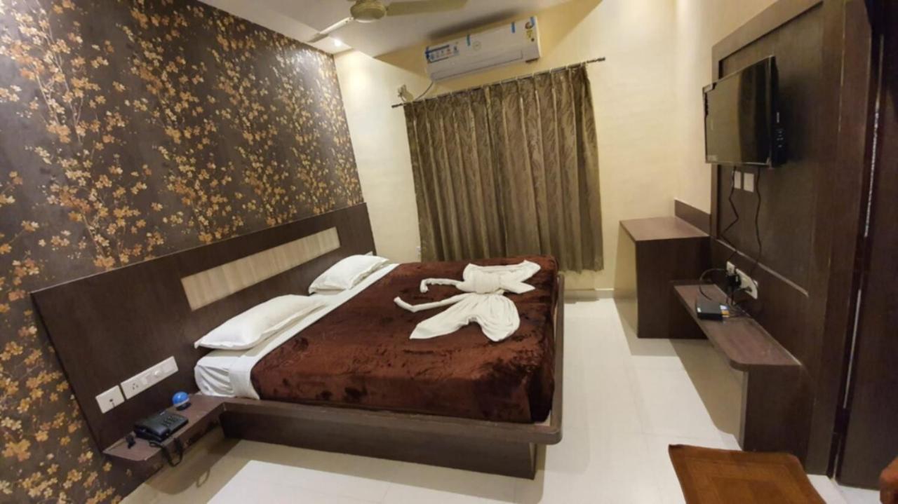 Hotel Home Town Near Golden Beach Puri Official Exterior foto